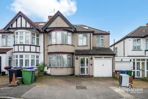 4 bedroom semi-detached house for sale, Kenton Park Crescent, Harrow, HA3