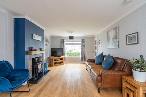 3 bedroom semi-detached villa for sale, Coillesdene Grove, Edinburgh EH15