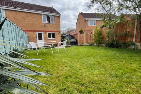 3 bedroom semi-detached house for sale, No Chain at Marigold Crescent, Melton Mowbray, LE13 0FW