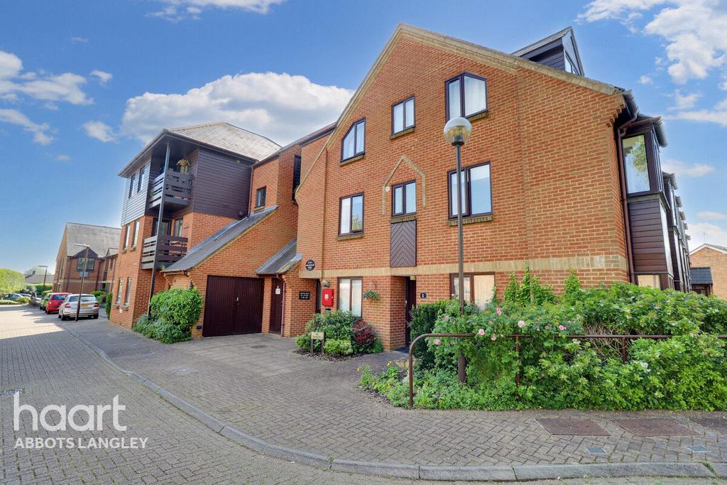 The Crescent, Abbots Langley 1 bed retirement property £125,000