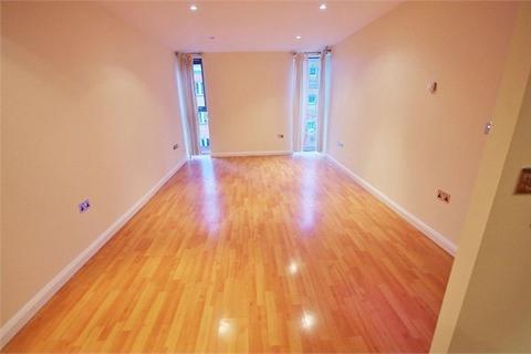2 bedroom apartment to rent, Whippendell Road, Watford, Hertfordshire, WD18