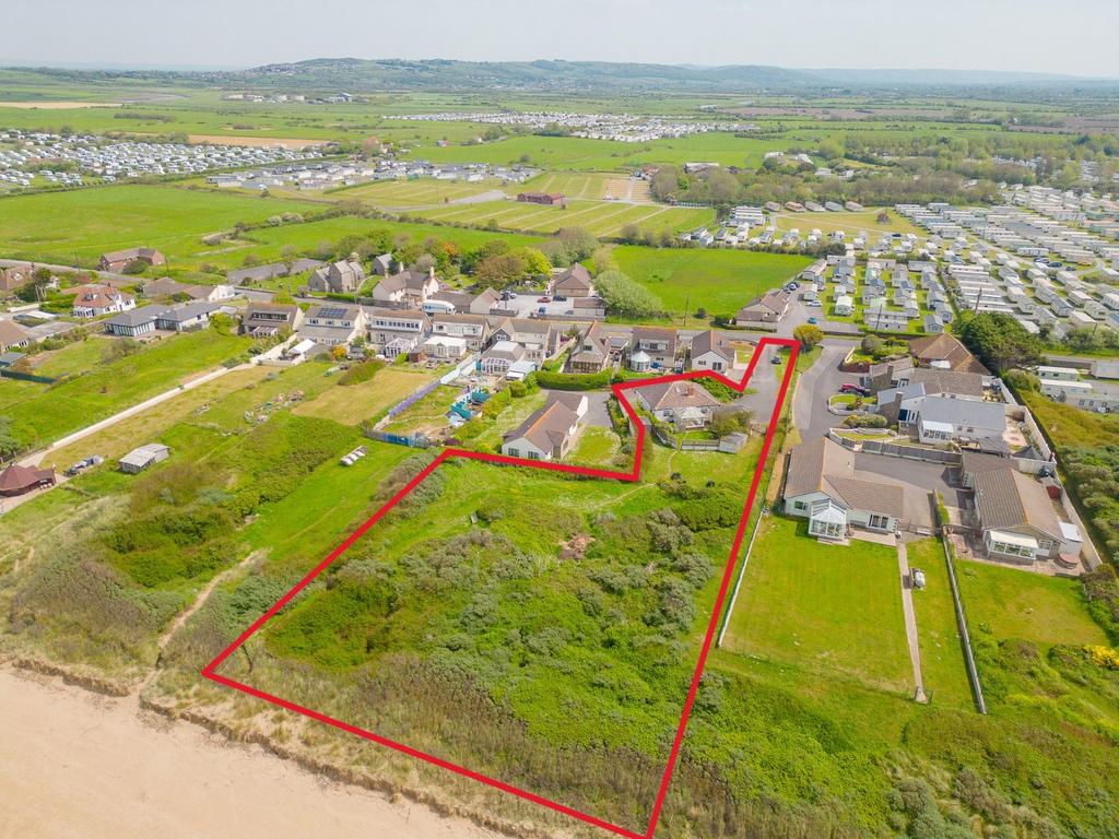 Church Road, Brean, BurnhamonSea, TA8 2 bed bungalow for sale £400,000