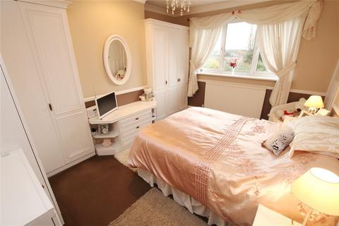 6 Overmead, Sidcup, DA15 8DS