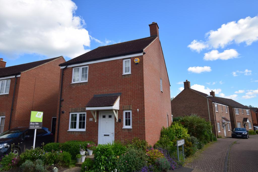 Bodiam Avenue, Bridgefield, Ashford... 3 bed detached house for sale