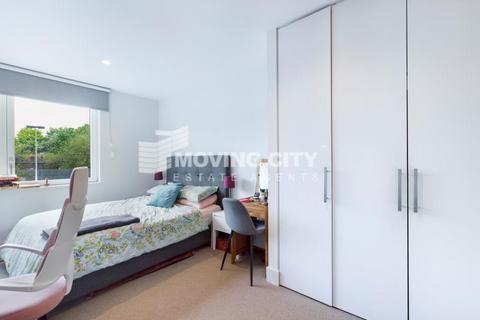 2 bedroom apartment to rent, Moulding Lane, London SE14