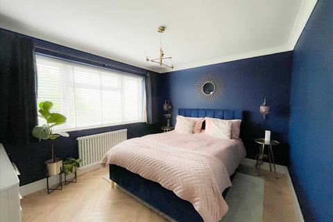 35 Fullwell Road, Bozeat, Wellingborough, NN29 7LX