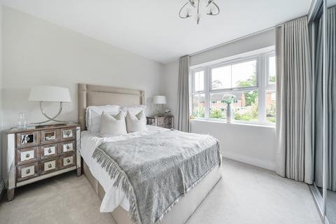 7 Allhusen Place, Stoke Poges, Slough, SL2 4FH