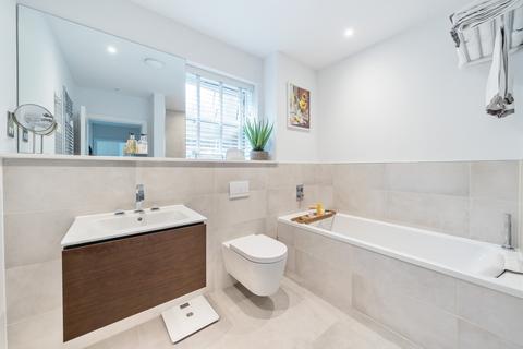 7 Allhusen Place, Stoke Poges, Slough, SL2 4FH