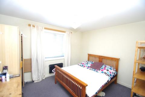 1 bedroom flat to rent, Holm Oak Park, Hagden Lane, WATFORD, WD18