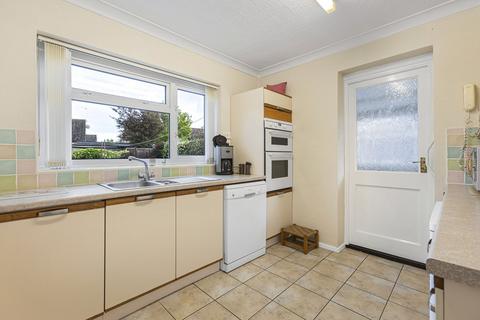3 bedroom detached bungalow for sale, Marlow Close, Wallingford, OX10