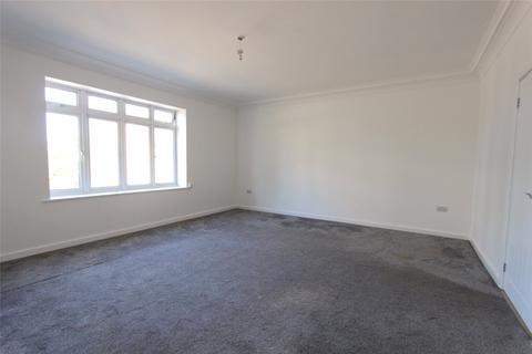 3 bedroom maisonette to rent, Main Road, Hockley, Essex, SS5