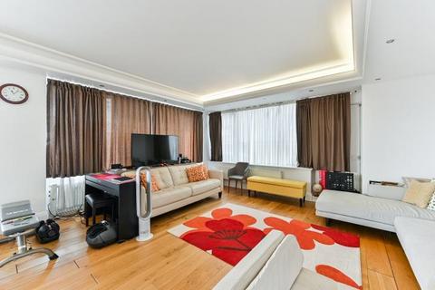 3 bedroom flat for sale, 5 The Belvedere, Chelsea Harbour, London, SW10 0XA