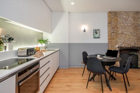 2 bedroom serviced apartment to rent, Emerald Street, London WC1N