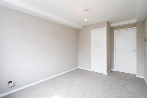 2 bedroom apartment to rent, Channon Court, Surbiton KT6