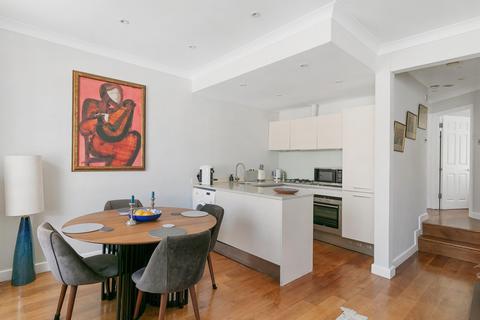 1 bedroom flat for sale, Collingham Place, London SW5