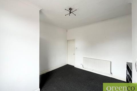2 bedroom terraced house to rent, Manor Road, Tameside M43