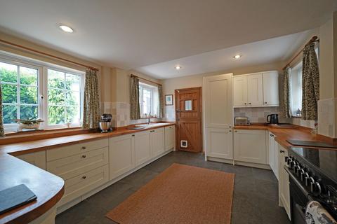4 bedroom cottage for sale, Mill Lane, Hatton, CV35