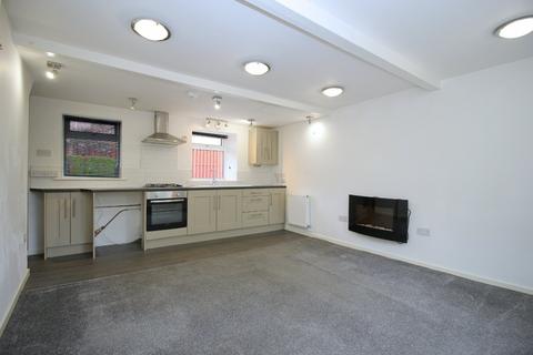 2 bedroom end of terrace house for sale, New Row, Bingley, West Yorkshire, BD16