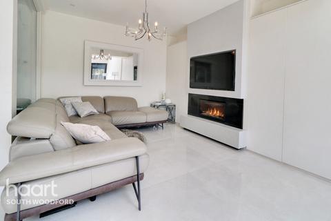 30 Darnley Road, Woodford Green, IG8 9HY