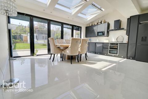 30 Darnley Road, Woodford Green, IG8 9HY