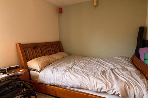 1 bedroom flat to rent, Rainhill Way,