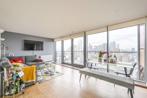 2 bedroom flat to rent, Elektron Tower, Canary Wharf, London, E14