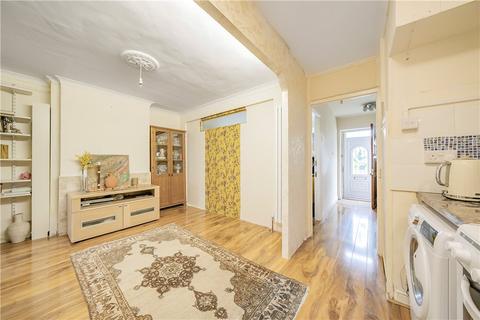 3 bedroom end of terrace house for sale, Woodhouse Avenue, Perivale, Greenford
