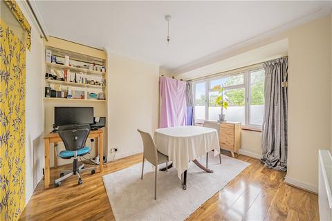 3 bedroom end of terrace house for sale, Woodhouse Avenue, Perivale, Greenford