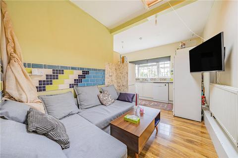 5 Woodhouse Avenue, Perivale, Greenford, UB6 8LE