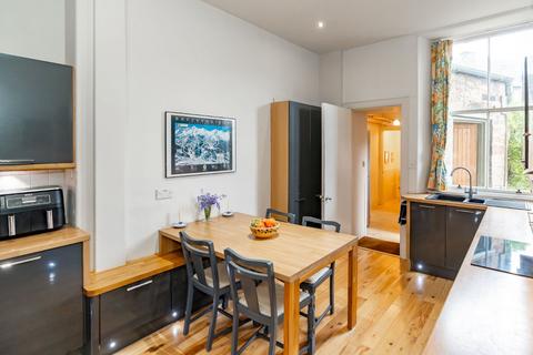 114 Braid Road, Edinburgh, EH10 6AS
