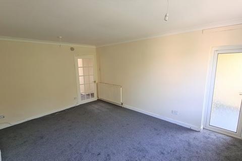 2 bedroom flat to rent, Dodside Gardens, Sandyhills