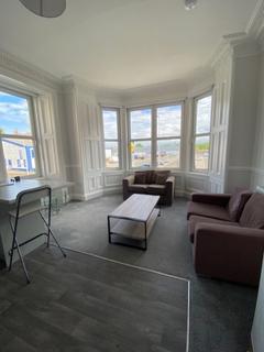 5 bedroom ground floor flat to rent, Moat Place, Edinburgh EH14