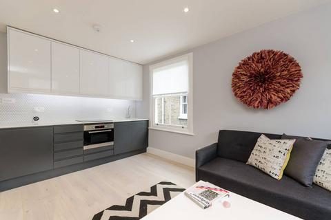 1 bedroom flat for sale, Dunraven Road, Shepherd's Bush, London, W12