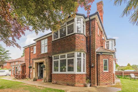 4 bedroom semi-detached house for sale, Bargate Avenue, Grimsby, Lincolnshire, DN32