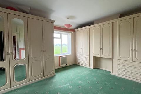 2 Tweeddale Road, Carshalton, SM5 1SU