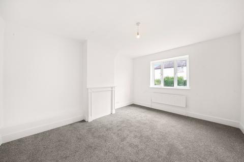 2 bedroom ground floor flat for sale, Mayeswood Road, London, Greater London, SE12 9SB