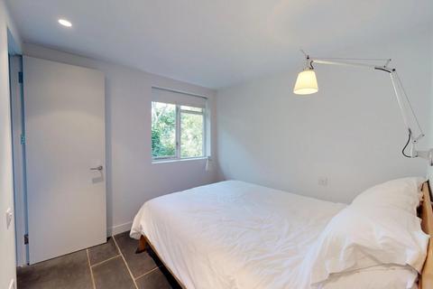 1 bedroom apartment for sale, Highbury Grove, Highbury, London, N5