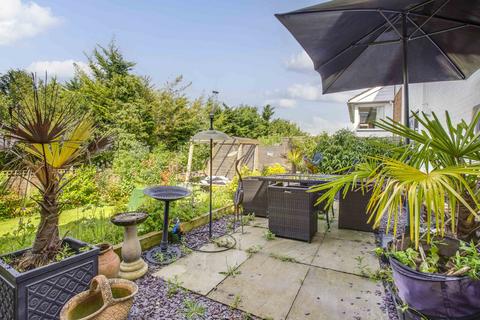 9 Andrews Way, Marlow, SL7 3QJ