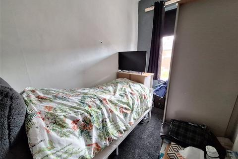 315 Ripponden Road, Oldham, OL1 4JJ
