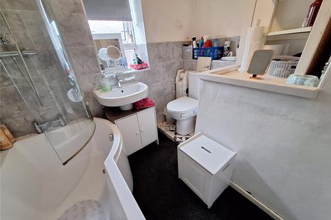 315 Ripponden Road, Oldham, OL1 4JJ