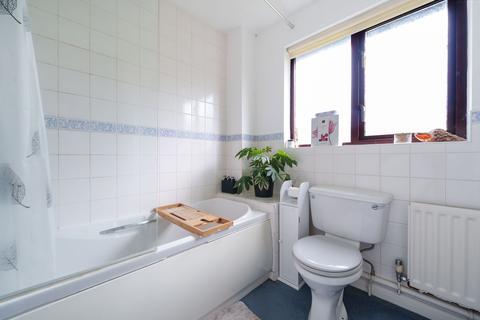 24 Ivy Close, Winchester, SO22 4QR