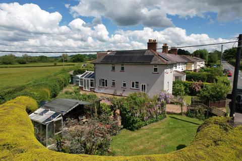 1 Chepstow Road, Gwernesney, Usk, NP15 1ES