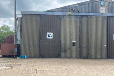 Warehouse to rent, Whitehall Farm Industrial Estate, Croxton, St Neots
