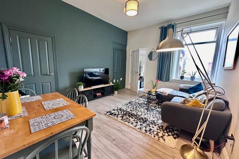 3 bedroom flat for sale, Sandringham Road, Gosforth, Newcastle upon Tyne, NE3