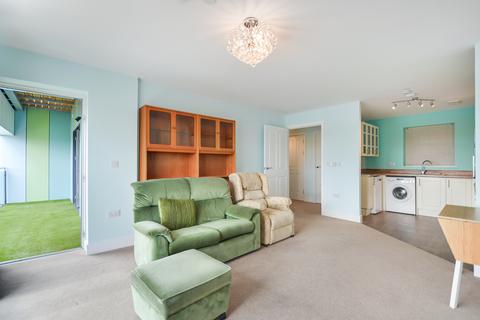 2 bedroom apartment for sale, at Greenfields, Theedway, Leighton Buzzard LU7