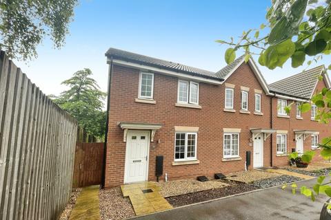 3 bedroom semi-detached house for sale, Bradley Drive, Grantham, NG31