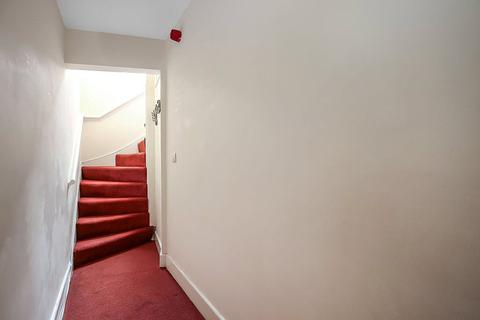 2 bedroom maisonette to rent, Stockbridge Road, Winchester, Hampshire, SO23