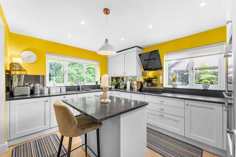 4 bedroom detached house for sale, Pangbourne Close, Appleton, WA4