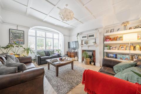 4 bedroom semi-detached house for sale, Telford Avenue, London