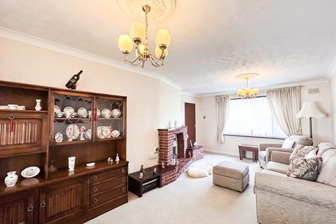 3 bedroom semi-detached house for sale, Fairfield Road , DN15